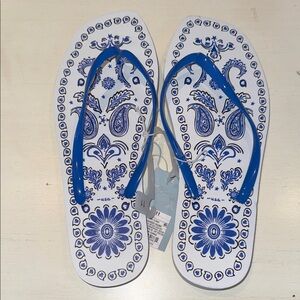 Blue and White Paisley Flip Flops 11 NWT